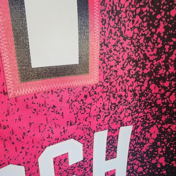 2011 Miami Heat Chris Bosh #1 Mitchell & Ness Men's Splatter NBA Swingman Jersey - Picture 13 of 13